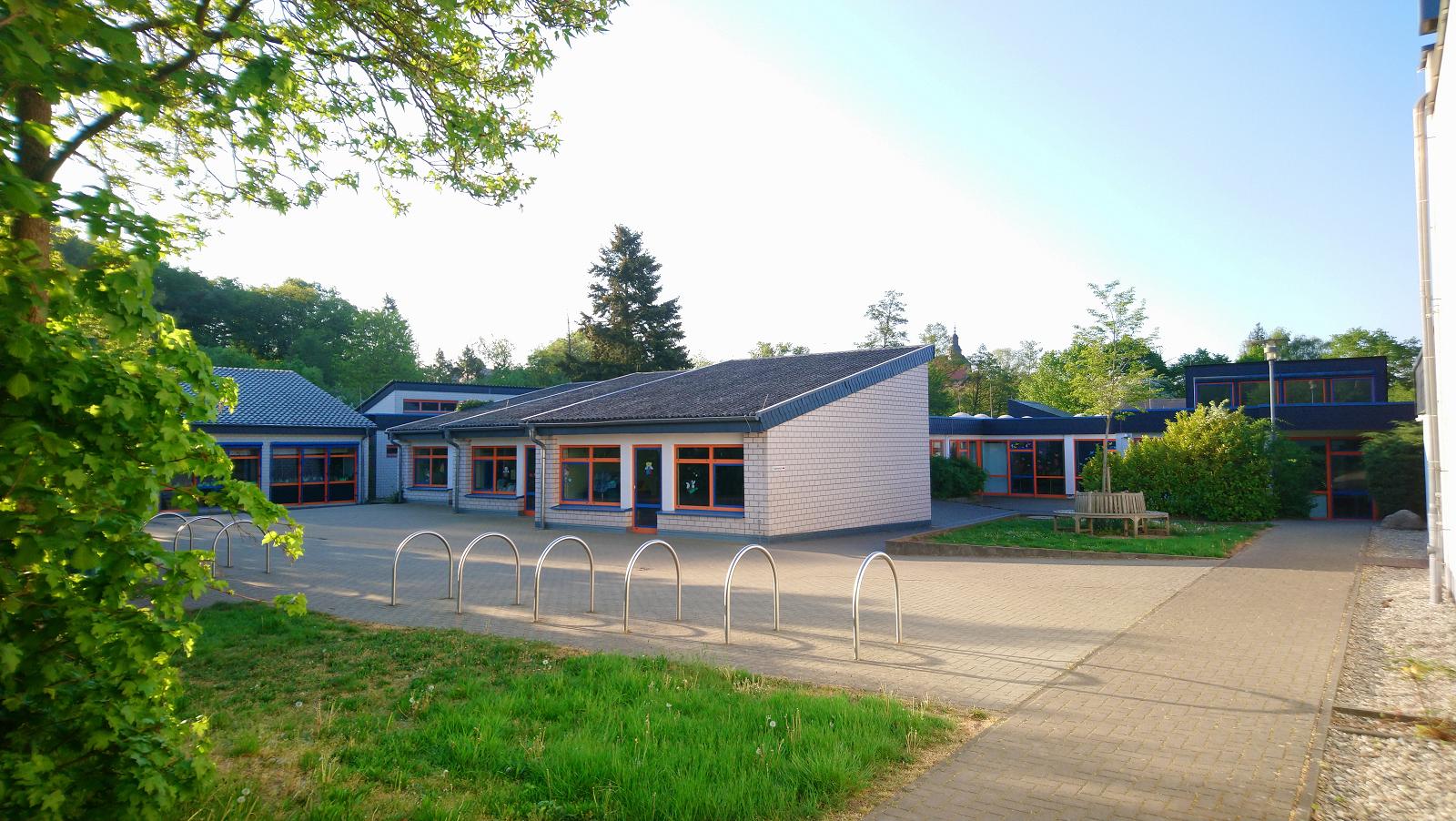 Schulportal Grundschule Burgholzhausen in Friedrichsdorf