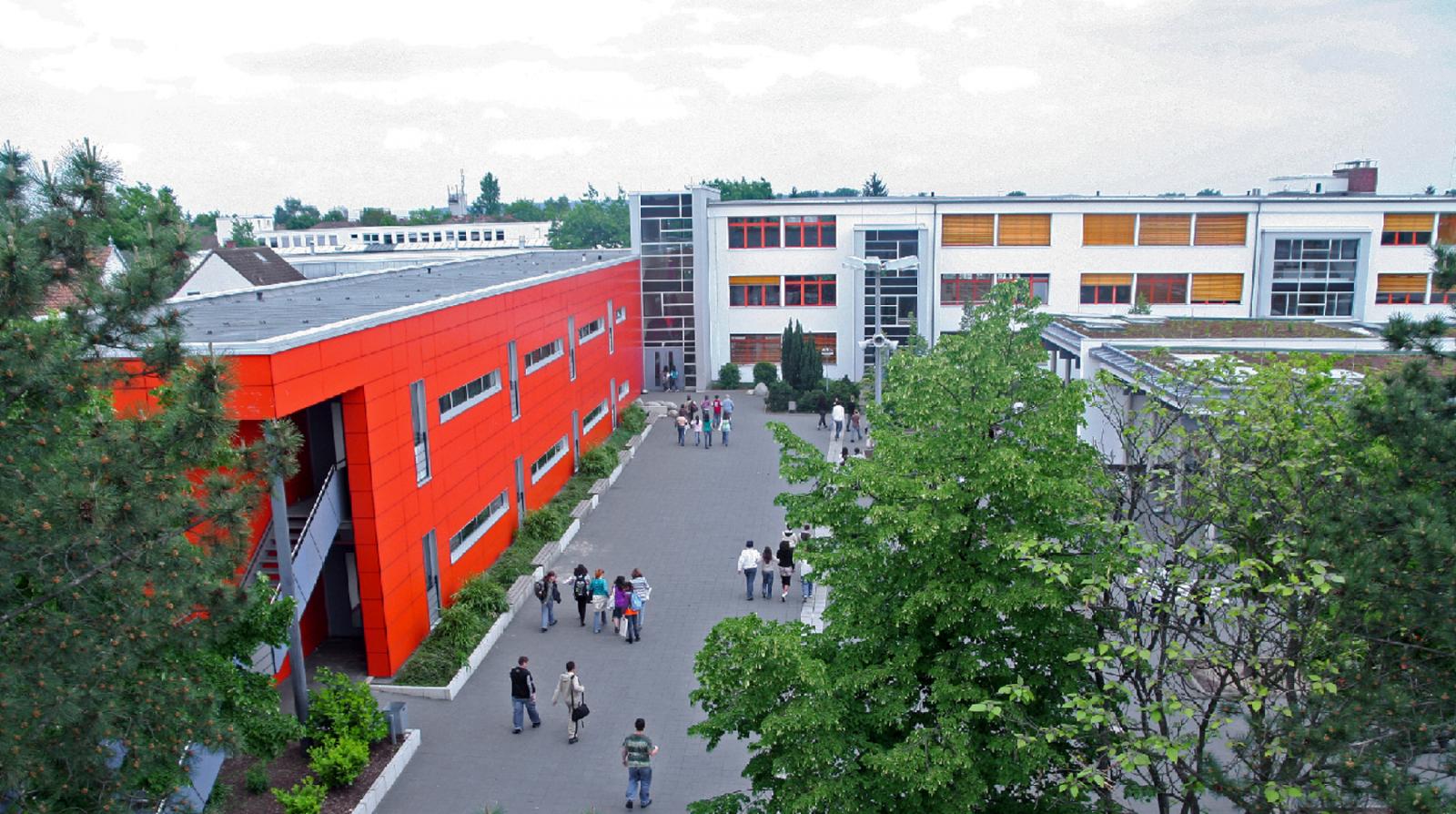Schulportal Friedrich-Ebert-Schule in Mühlheim
