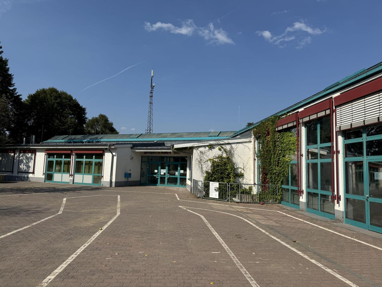 Schulportal Jürgen-Schumann-Schule in Schmitten