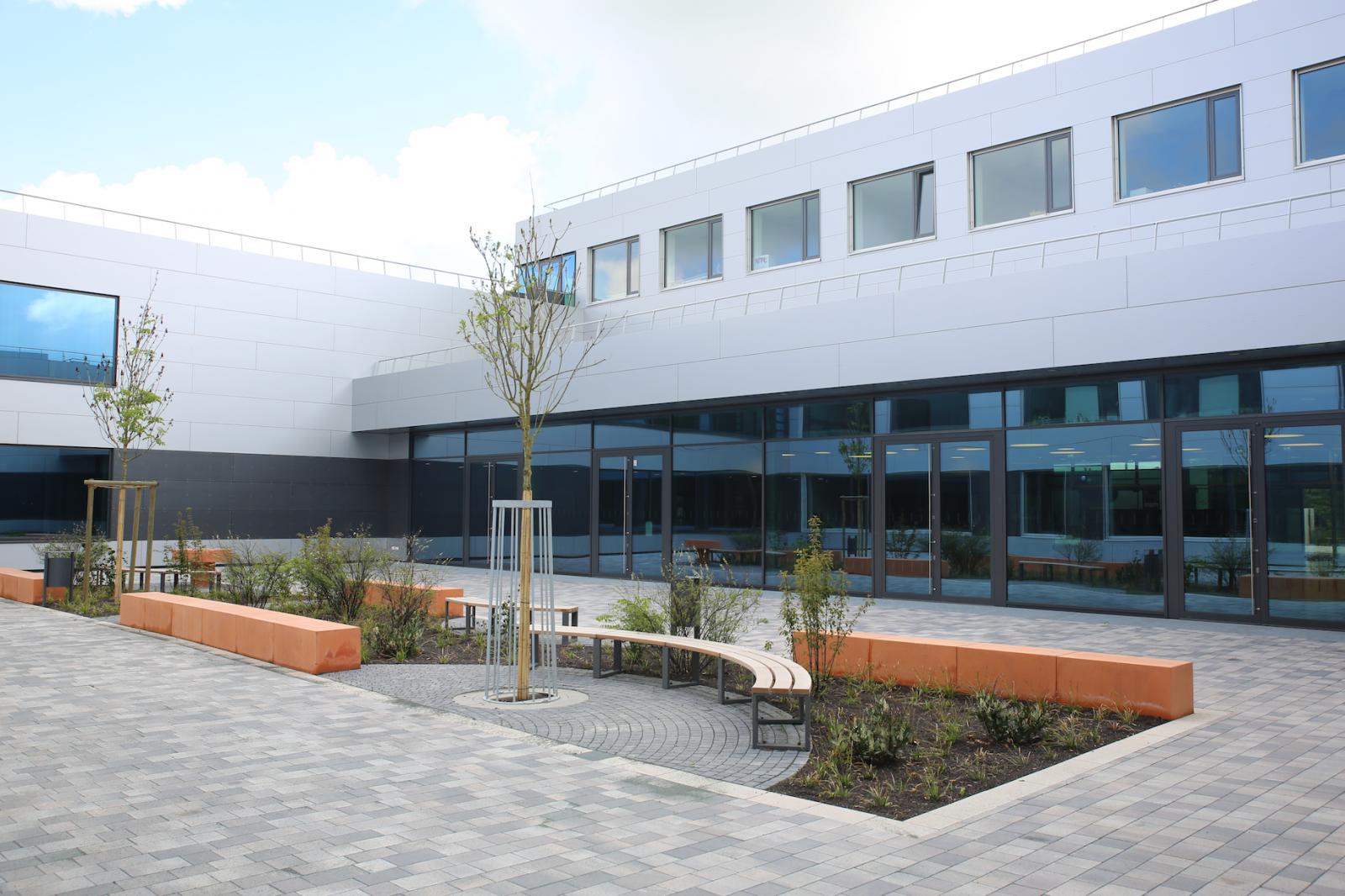 Schulportal Helmut-Schmidt-Schule in Usingen