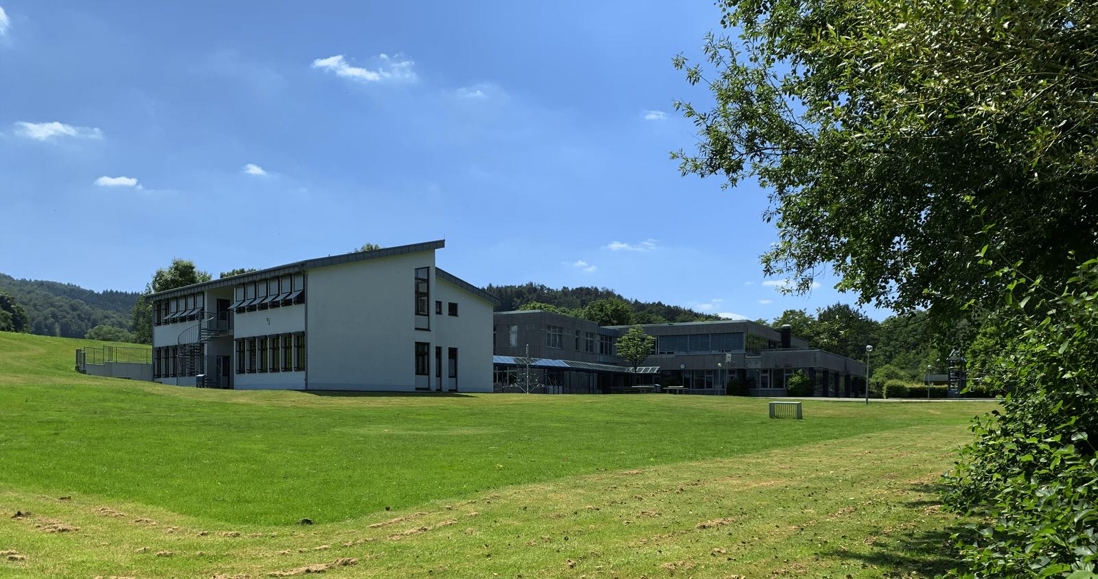 Schulportal Burgberg-Schule Friedensdorf in Dautphetal