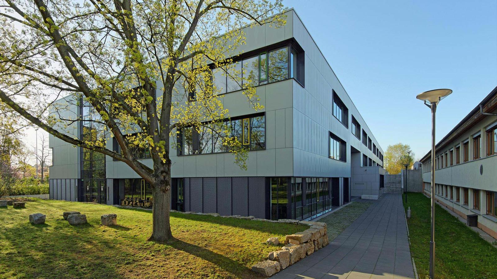 Schulportal Werner-Heisenberg-Schule in Rüsselsheim