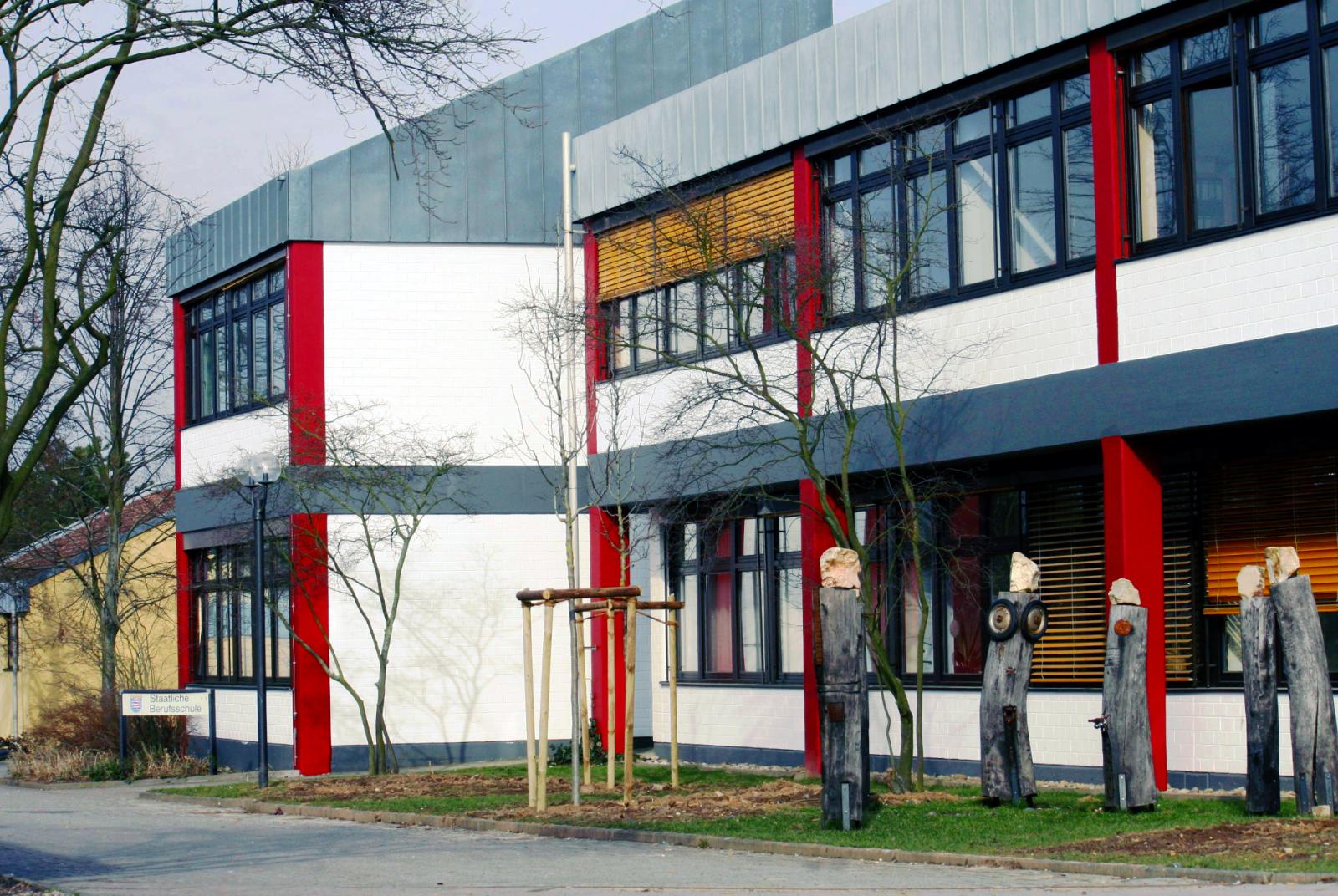 Schulportal Staatliche Berufsschule im Berufsbildungswerk Südhessen in Karben