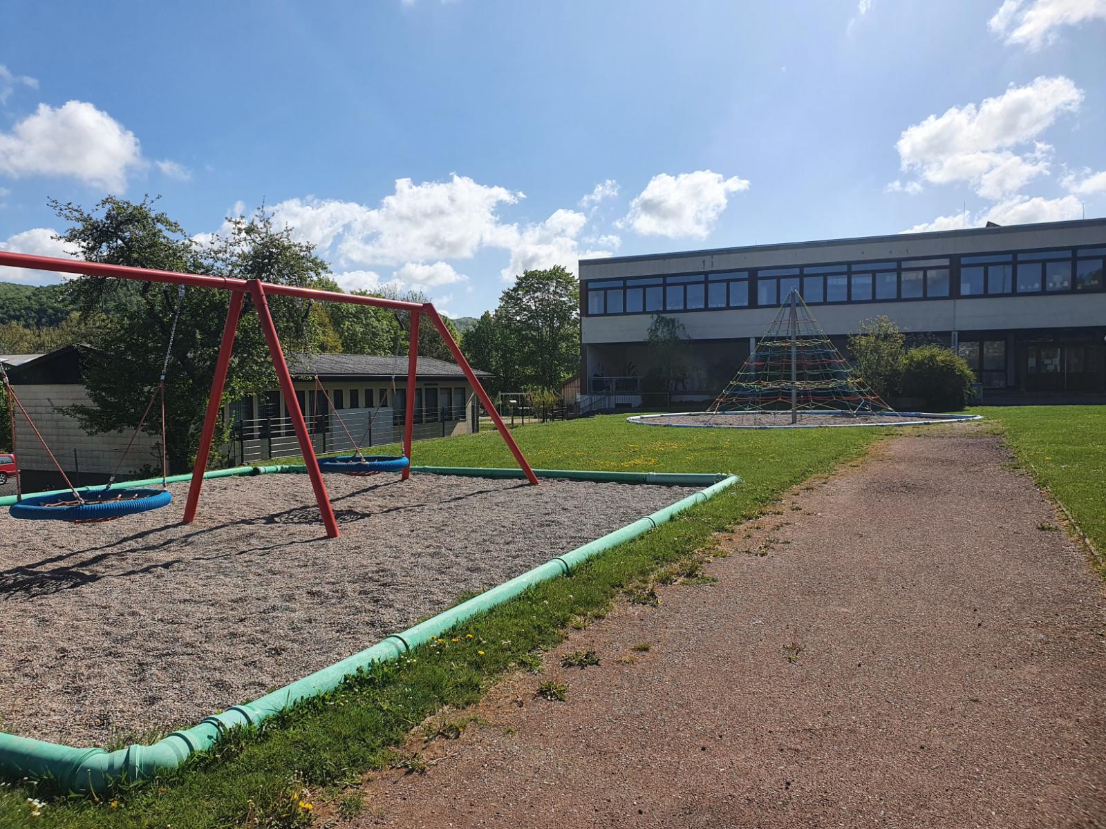 Schulportal Mittelpunktgrundschule Röhrda in Ringgau