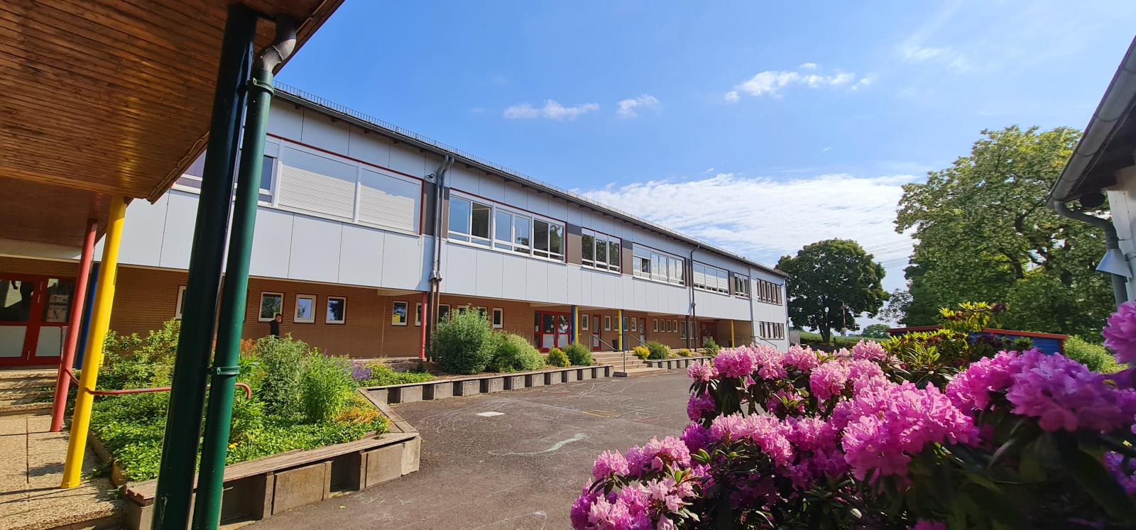 Schulportal Grundschule Kleinenglis in Borken (Hessen)